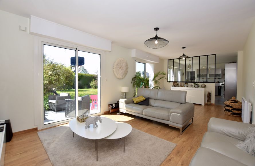 VENDUE PAR NOS SOINS Maison proche centre de Quéven