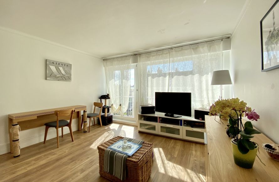 VENDU PAR NOS SOINS Appartement 3 pieces 61 m2 Lorient Centre-ville