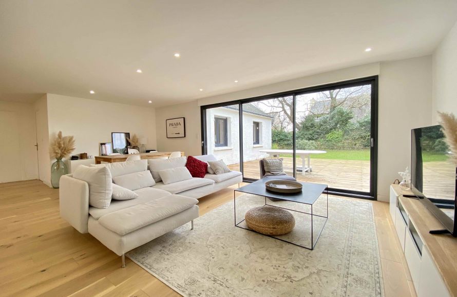VENDUE PAR NOS SOINS Maison moderne 132 m2 proche mer et centre-ville Ploemeur