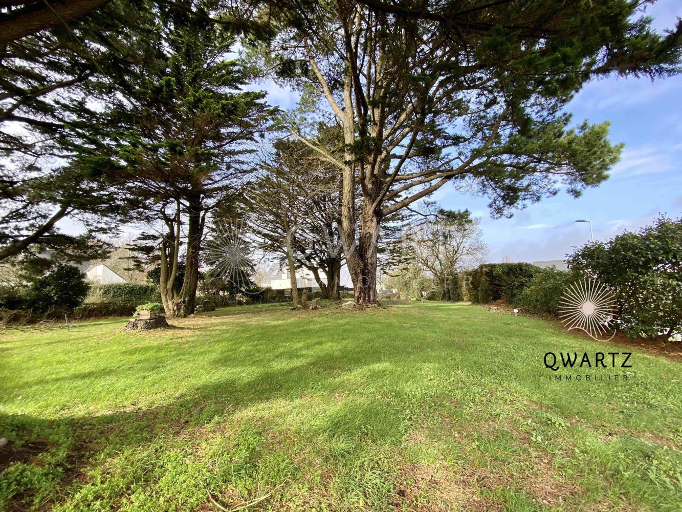 VENDU PAR NOS SOINS Terrain constructible 650 m2 LARMOR-PLAGE MORBIHAN