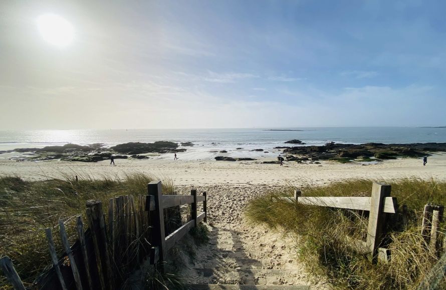 VENDU PAR NOS SOINS Appartement T3 vue mer Larmor-Plage