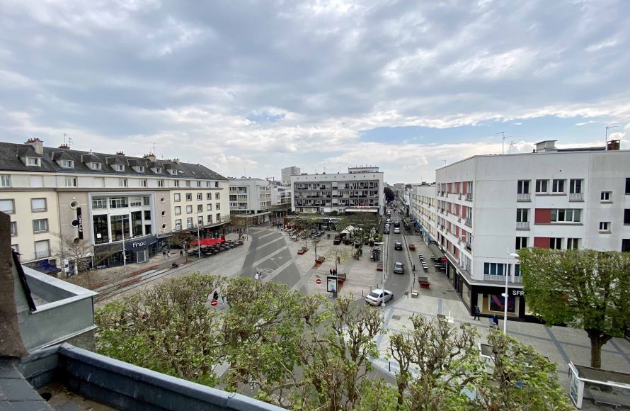 VENDU PAR NOS SOINS Appartement T2 45 m2 Lorient Hyper-centre