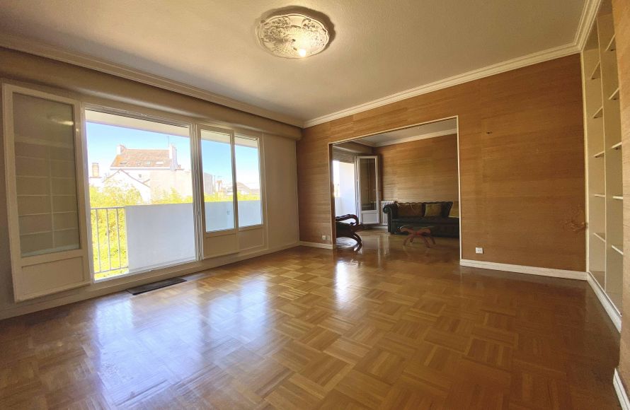VENDU PAR NOS SOINS Appartement 5 pieces 96 m2 Lorient Le Rouho