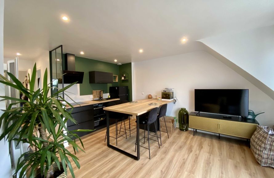 VENDU PAR NOS SOINS Appartement T2 Centre Larmor-Plage