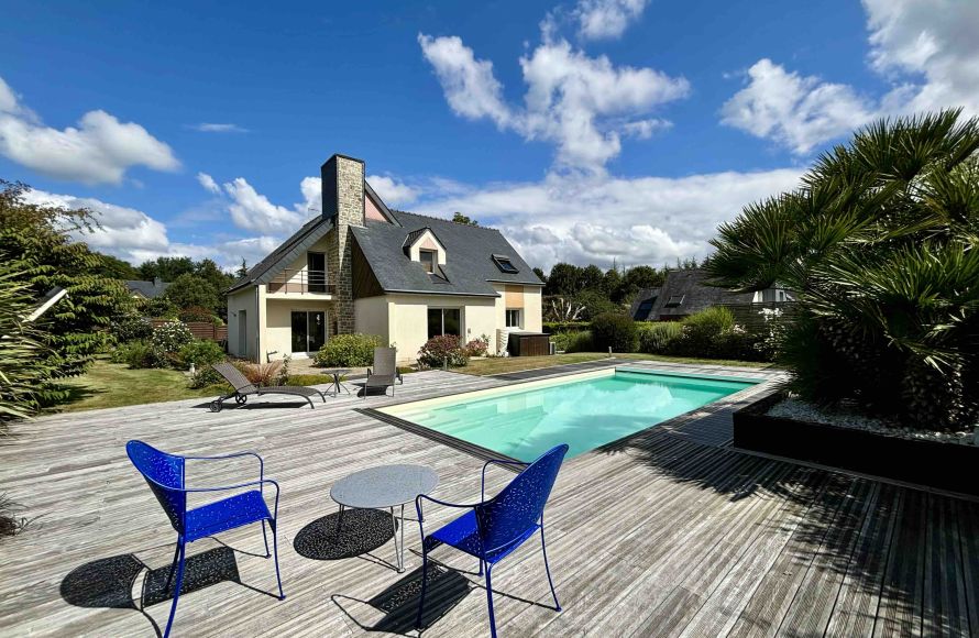 Maison avec piscine proche golf Quéven