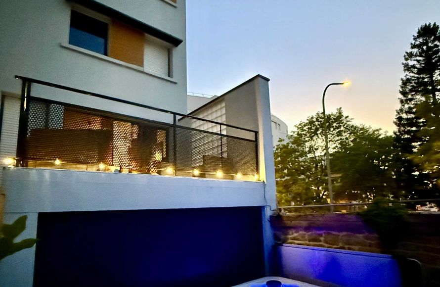 Maison avec dépendance et garage double Centre Lorient
