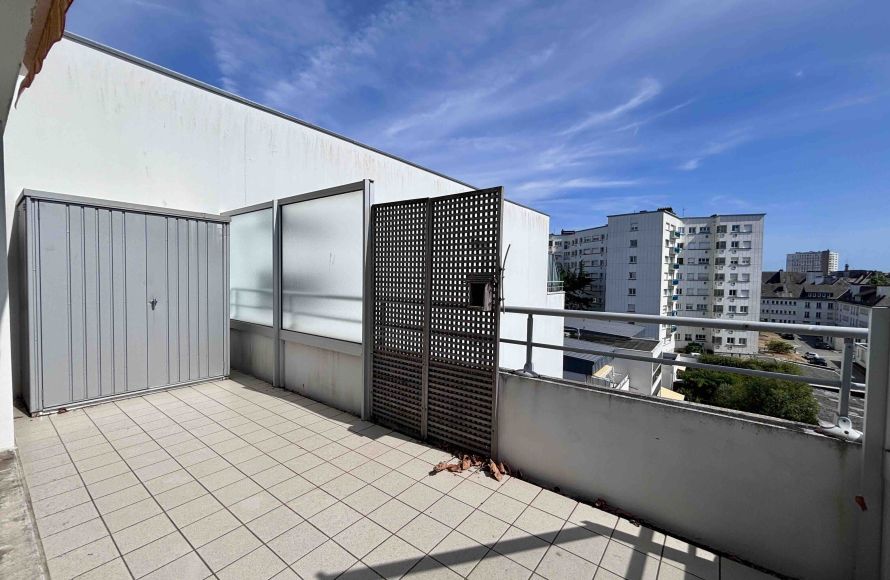 Appartement T2 avec terrasse et garage hyper centre Lorient