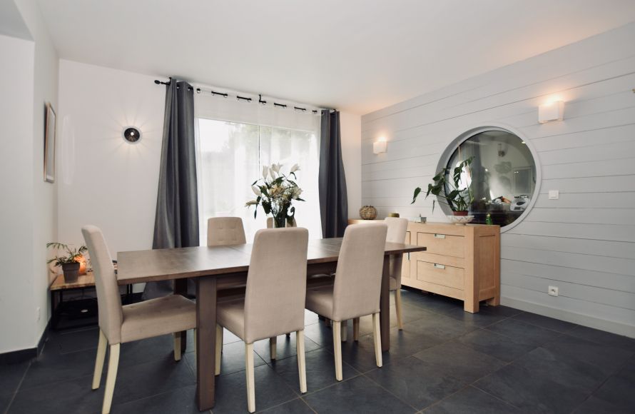 VENDUE PAR NOS SOINS Maison et appartement proche centre de Lorient